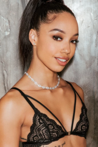 Alexis Tae